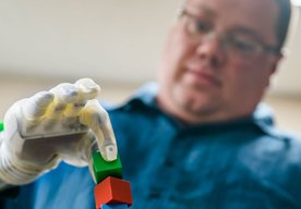 Photo AI umožní pacientom s amputovanou končatinou precízne ovládať protézu