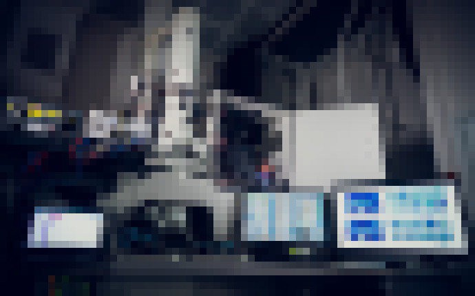 Photo Priekopnícky elektrónový mikroskop dokáže zobraziť pohyb elektriny aj svetla v elektronike