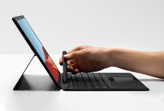 Photo Microsoft Surface Pro X / Prémiový tablet s Windows 10  a procesorom ARM