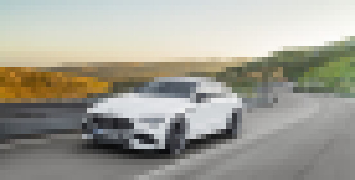 Photo Mercedes-AMG GT 4-dverové kupé modelového roku 2021 si môžete objednať už teraz