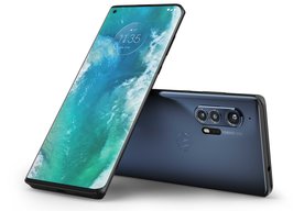 Photo Motorola Edge+ / Vystupuje z radu