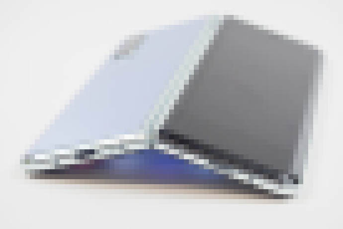 Photo Prvá snímka skutočného Samsung Galaxy Z Fold 2 odhaľuje displej s otvorom