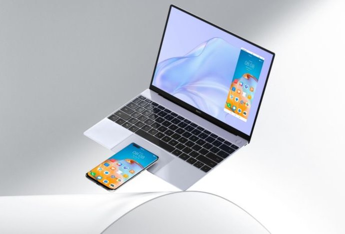 Photo Huawei MateBook X má ako prvý na svete chladiaci pánt