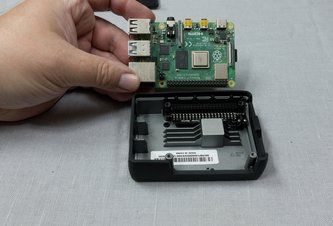 Photo Cooler Master Pi Case 40  - kovové puzdro na Raspberry Pi 4