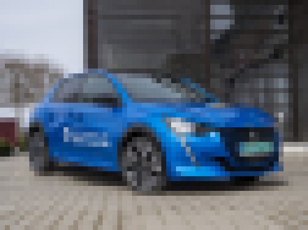 Photo  Peugeot e-208 / Zábavná električka