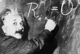 Photo Slávna Einsteinova rovnica je potvrdená. Vedci vytvorili hmotu zo svetla