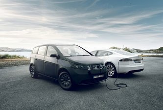 Photo Sion: Lacné auto na solárny pohon, ktoré možno nikdy nebudete musieť nabíjať