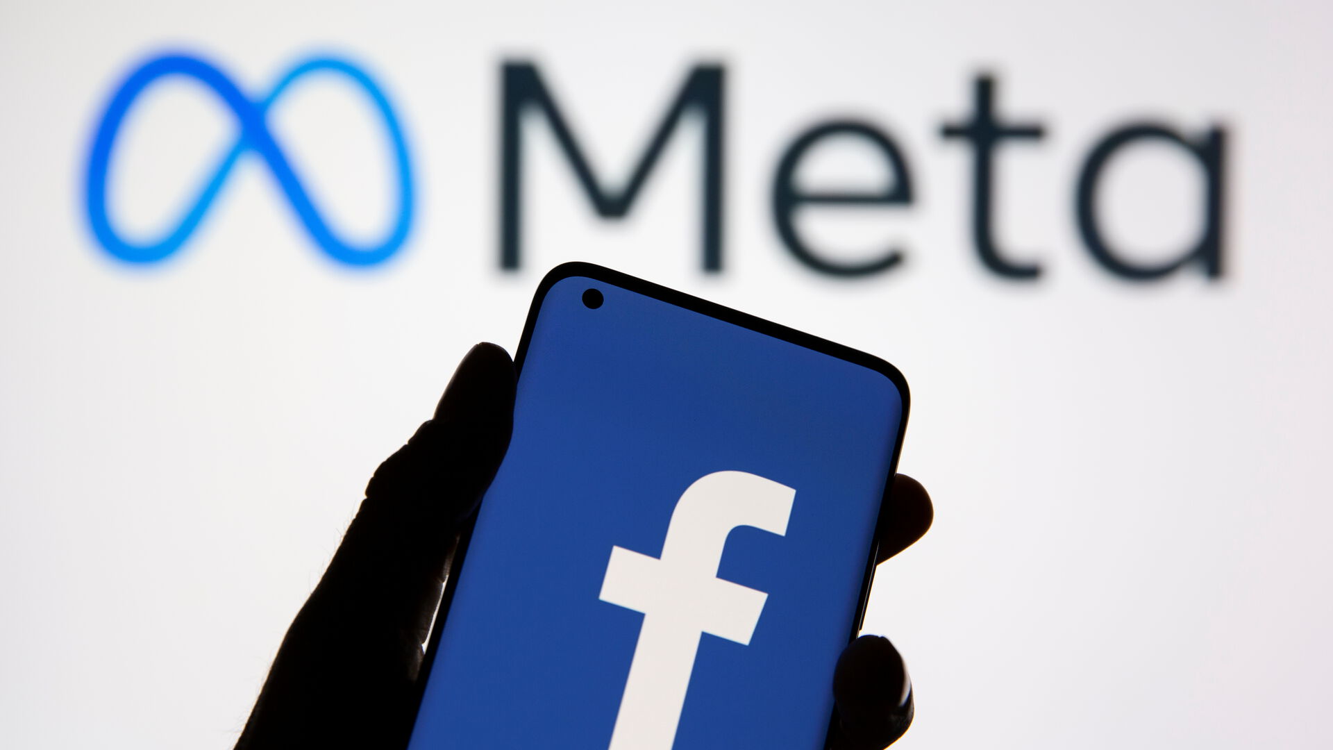 Nextech | Prečo Facebook mení svoj názov a čo znamená Meta?