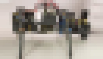 Photo Roj štvornohých robotov zvládne prekážky, na ktoré jeden robot nestačí