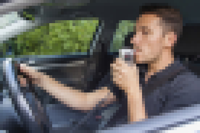 Photo Nové autá budú vybavené senzormi na detekciu, či je vodič opitý