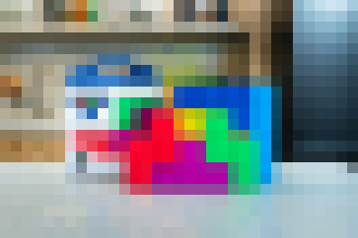 Photo Skladovanie potravín so štipkou nostalgie: spoločnosti Samsung a Tetris vytvorili zábavné úložné boxy Stackers 