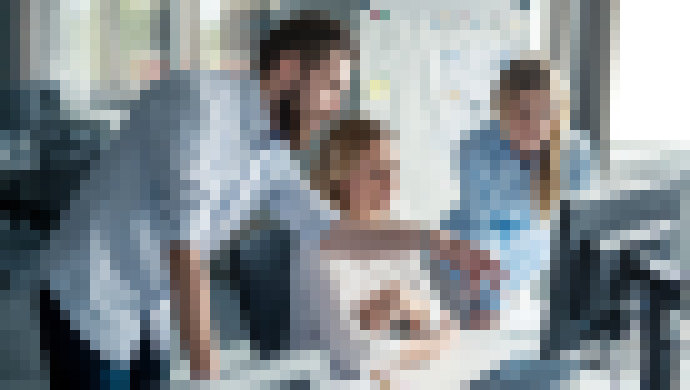 Photo Kto ako prvý kontroluje vaše CVčko? Človek alebo softvér?