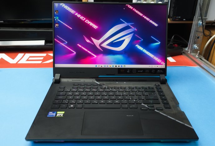 Photo Herný ROG Strix Scar G533Z s procesorom i9 12tej generácie – prvé dojmy