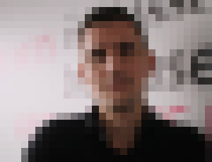 Photo Pustiť si do vnútrofiremnej Wi-Fi siete návštevu je rovnaké, ako pustiť si kunu do kurína, uvádza expert na kyber bezpečnosť