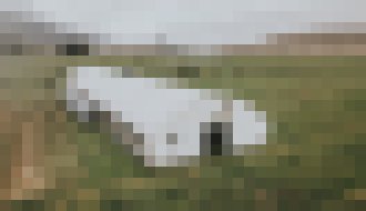 Photo Kráčajúci robotický kurín využíva na pohyb solárnu energiu