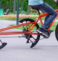 Photo Konštruktérsky experiment: Bicykel s kolesom rozdeleným na dve polovice