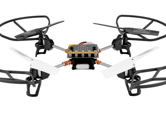 Photo Postavte si vlastného robotického psa a dron