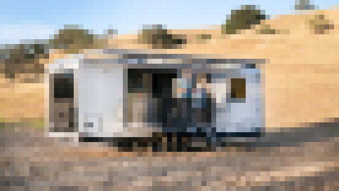 Photo Luxusný a sebestačný karavan za 340 000 dolárov, s ktorým nemusíte chodiť do kempingov
