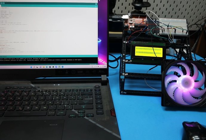 Photo Ovládanie a meranie otáčok a farebných efektov PC ventilátora Arduinom