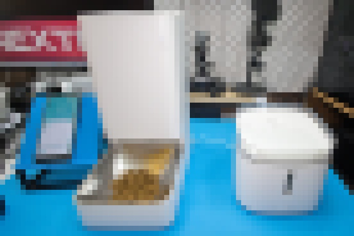 Photo Smart dávkovač krmiva a fontána pre domáce zvieratká od Xiaomi