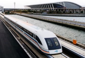 Photo Nový čínsky super vlak má maximálnu rýchlosť až 1030 kilometrov za hodinu