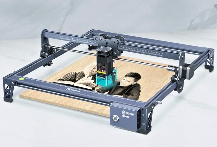 Photo TOOCA Laser 1 - univerzálna laserová rezačka a gravírovačka