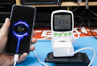 Photo Má rýchle 120 W nabíjanie vplyv na životnosť batérie? polročný test Redmi Note 11 Pro+