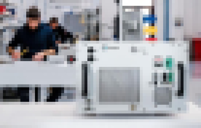 Photo Inovatívny elektrolyzér umožní napájať celý dom iba z pár litrov vody aj niekoľko dní