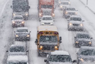 Photo Čo robiť, ak počas snehovej búrky uviaznete v elektromobile?