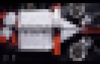 Photo Robot, ktorý skladá a púšťa papierové lietadielká zistil, ktorý model zaletí najďalej 