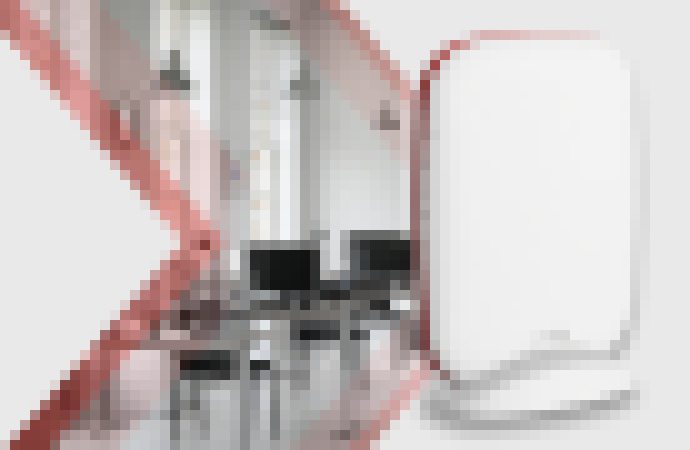 Photo Najnovší firewall zn. Zyxel s cloudovou správou  a podporujúci štandard  WiFi 6E chráni malé kancelárie pred hrozbami