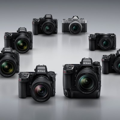 NIKON lance un appareil photo agile de la 8e performance de niveau phare dans un boîtier compact