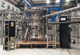 Photo Kompaktný fúzny reaktor vo velkosti chladnicky dosiahol nový rekord