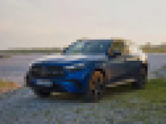 Photo Mercedes-Benz GLC 300de 4MATIC / S plug-in hybridom do Talianska a späť na jednu nádrž