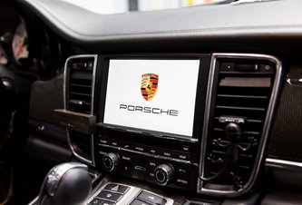 Photo Nová batéria umožní elektromobilom Porsche prejsť takmer 1300 km na jedno nabitie
