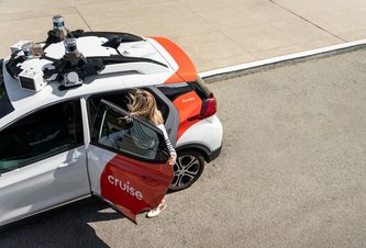 Photo Prevádzkovatelia robotických taxíkov tvrdia, že ľudia sú zlí vodiči