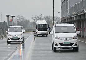 Photo Na Slovensko prichádza známa značka BYD a my sme mali možnosť odviezť sa v nových nákladných elektromobiloch 