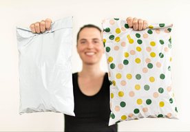 Photo Plastové obálky a ich alternatívy. Alebo kompostuj