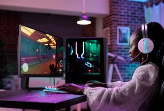 Photo Philips Evnia 25M2N5200P / Herný rýchlik pre váš PC