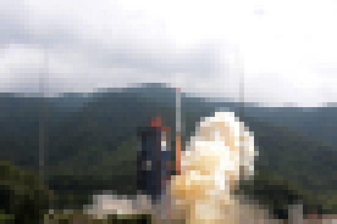 Photo Automobilka vypúšťa na obežnú dráhu vlastné satelity na komunikáciu áut bez vodiča 