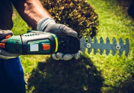 Photo Akumulátorové záhradné stroje a náradie