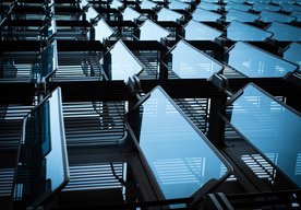 Photo Vesmírne zrkadlá dodajú slnečné svetlo solárnym elektrárňam aj po zotmení