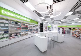 Photo Super Dr. Max: Nový formát lekárne ponúka dermo bar, rad odborných vyšetrení a viac ako 6-tisíc produktov na jednom mieste 