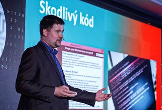 Photo Ako mení AI pravidlá hry v kybernetickej bezpečnosti?