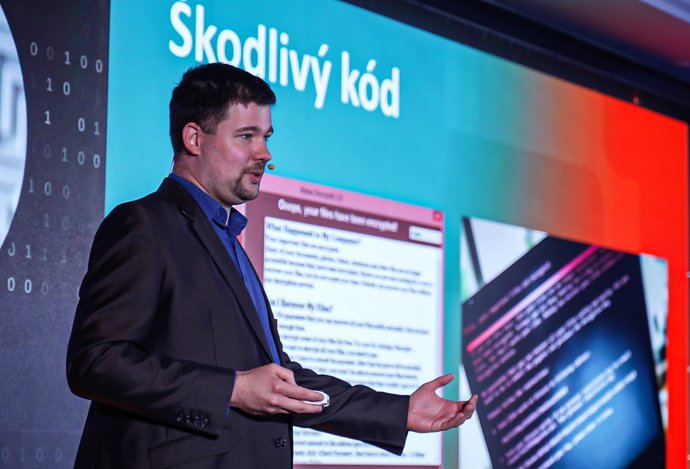 Photo Ako mení AI pravidlá hry v kybernetickej bezpečnosti?