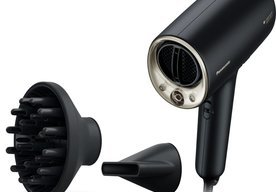 Photo Sušič vlasov Panasonic EH-NA0J-N825 / Technológie pre krásu
