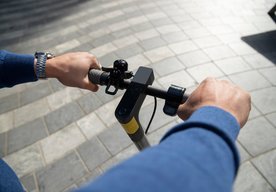 Photo Polícia dostane zariadenie, s ktorým dokáže zastaviť elektrobajk či kolobežku na diaľku