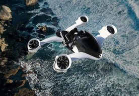 Photo Český lietajúci motocykel je poháňaný naklápateľnými dýzami