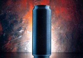 Photo Stratenú kapacitu starnúcej batérie vozidiel možno oživiť “energetickým drinkom“ 