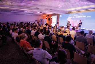 Photo Slováci sa musia otvoriť cudzincom, inak sa modernou  krajinou nikdy nestaneme